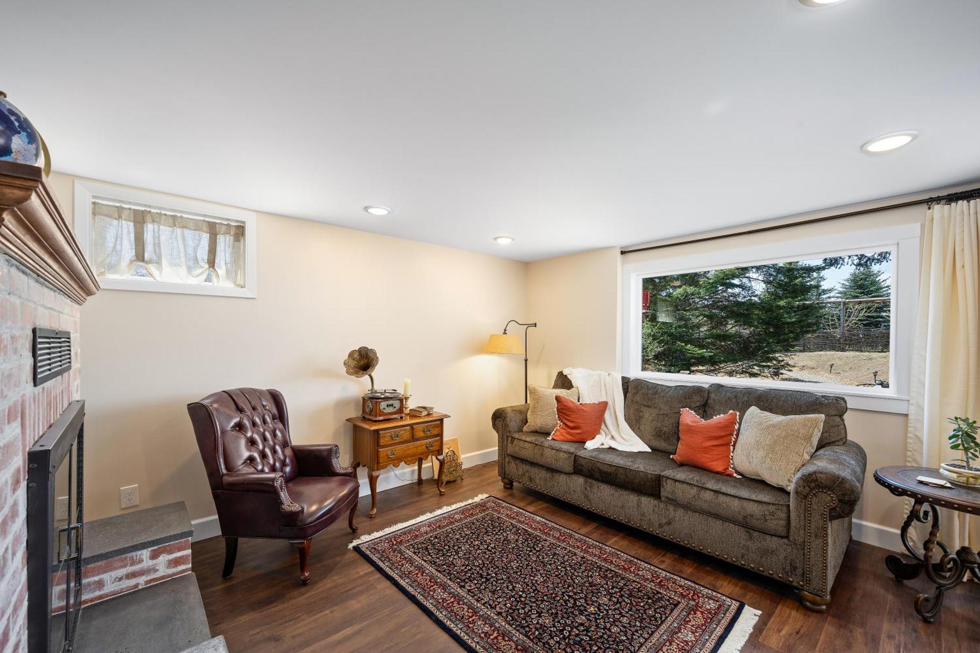 Country Cottage Basement Apartment Hayden Екстериор снимка