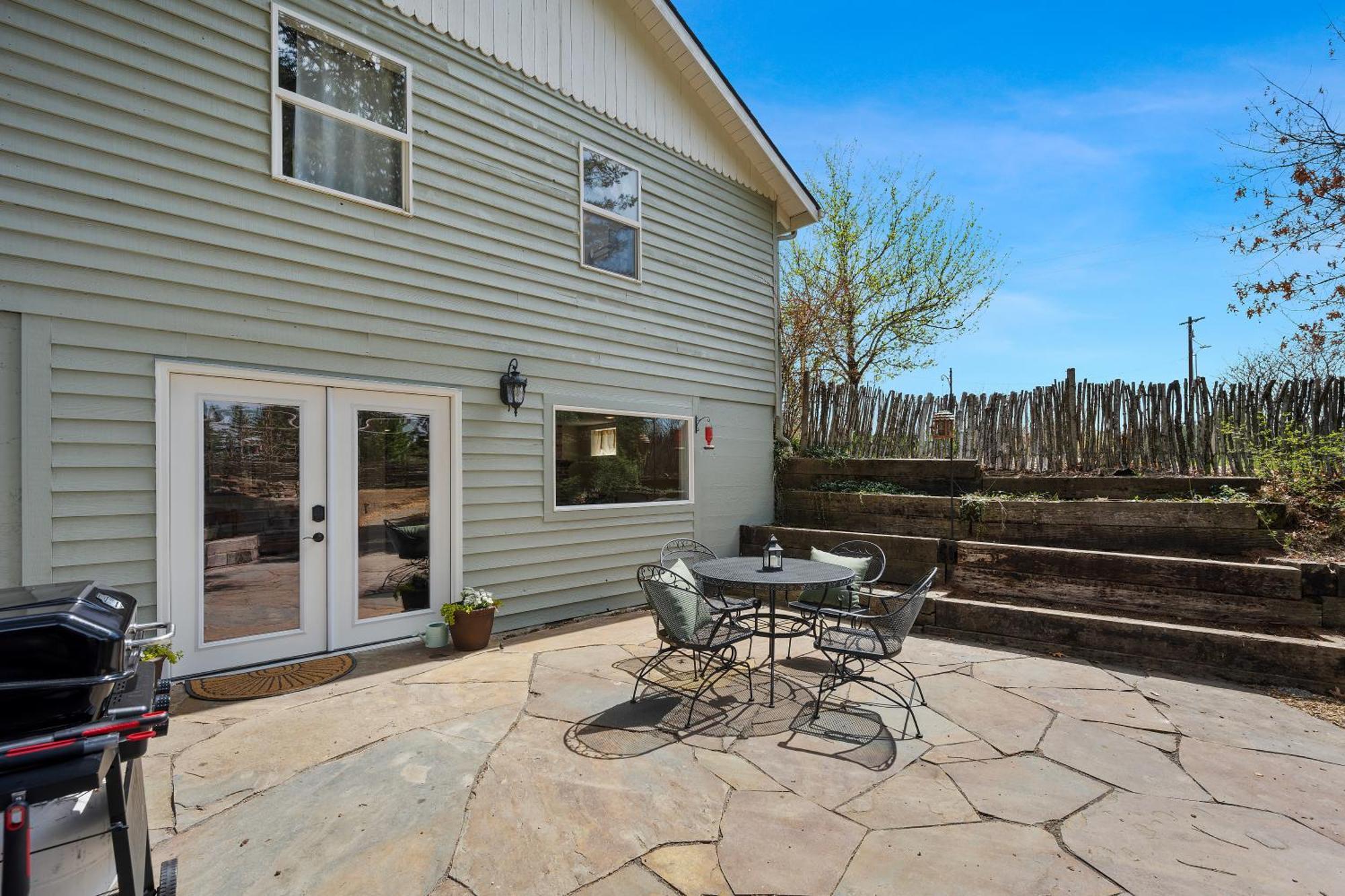Country Cottage Basement Apartment Hayden Екстериор снимка